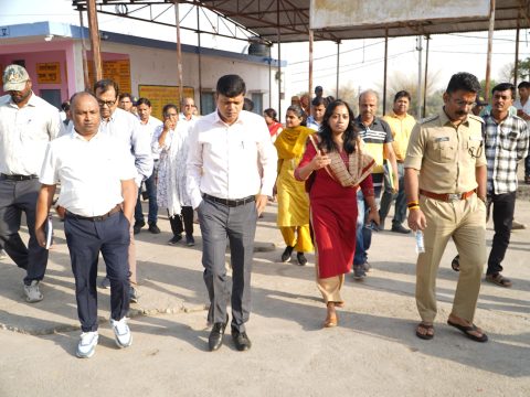 पंचकोशी यात्रा मार्ग का निरीक्षण: श्रद्धालुओं की सुविधा हेतु कलेक्टर श्री रोशन कुमार सिंह के निर्देश