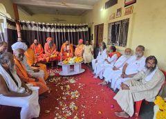 अखाडा परिषद को लेकर संतों में सियासत  सिंहस्थ पूर्व 13 अखाड़ों में दिखी दो फाड़