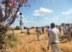 ग्राम जवासिया कुमार मे युवक फांसी पर लटका