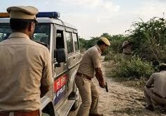 शराब के साथ पकड़ाये युवक के पास मिली नकली पिस्टल -धमकाने के लिये करता था उपयोग, बाइक की गई जप्त