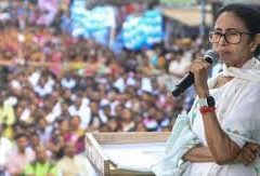 बंगाल में पुजारियों–मुअज्जिनों का मानदेय  बढ़ा:अब हर महीने ₹2000 मिलेंगे; चुनाव ऐलान से  पहले ममता का ट्वीट