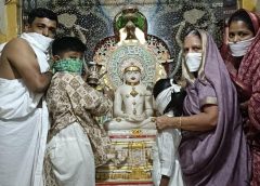 अक्षय तृतीया पर श्रीआदिनाथ भगवान का इक्षु रस से अभिषेक