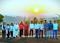 महिदपुर मॉडल स्कूल के छात्रों ने पचमढ़ी में सीखी प्रकृति की पाठशाला