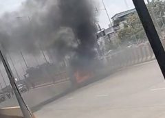 चलती I-20 कार में  आग:लगने से फ्लाईओवर पर अफरा-तफरी; दमकल ने पाया काबू