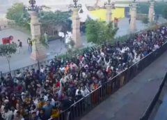 महाकाल मंदिर में श्रद्धालुओं और सुरक्षाकर्मियों के बीच मारपीट  -प्रारंभिक जांच में श्रद्धालुओं की गलती सामने आई,दोनों सुरक्षाकर्मियों को हटाया