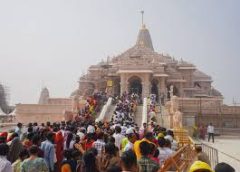 राम मंदिर के कर्मचारी के घर ₹10 लाख मिले: ढेर में छिपाए थे;  ट्रस्ट की SIT जांच की मांग
