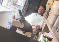 85 की कोलड्रिंक, 100 की वसूली: विवाद के बाद अतिरिक्त वसूले  15 रुपये वापस  दिए।