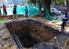 मासूम की मौत के मामले में ठेकेदार पर केस दर्ज
