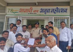 *हिन्दू समाज में रोष, धर्मांतरण गतिविधियों पर रोक की मांग को लेकर थाने पहुंचे लोग