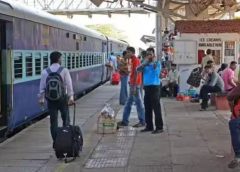ट्रेन में शराब पीकर हुडदंग कर रहे थे 4 युवक -यात्रियों की सूचना पर जीआरपी ने पकड़ा
