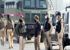 कैमरों की मदद से पुलिस ने लगाया पता, रिमांड पर 2 आरोपी काम छोड़ चुके कर्मचारी ने चुराई थी जेसीबी