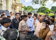 आदिवासी मजदूर की मौत के 24 घण्टे बाद हुआ पीएम,विधायक  के हस्तक्षेप के बाद मिला परिजनों को शव
