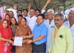 मंडी में गूंजा अन्नदाता का आक्रोश, 100 गांवों से पहुंचे किसान23 मांगों को लेकर तहसीलदार को ज्ञापन